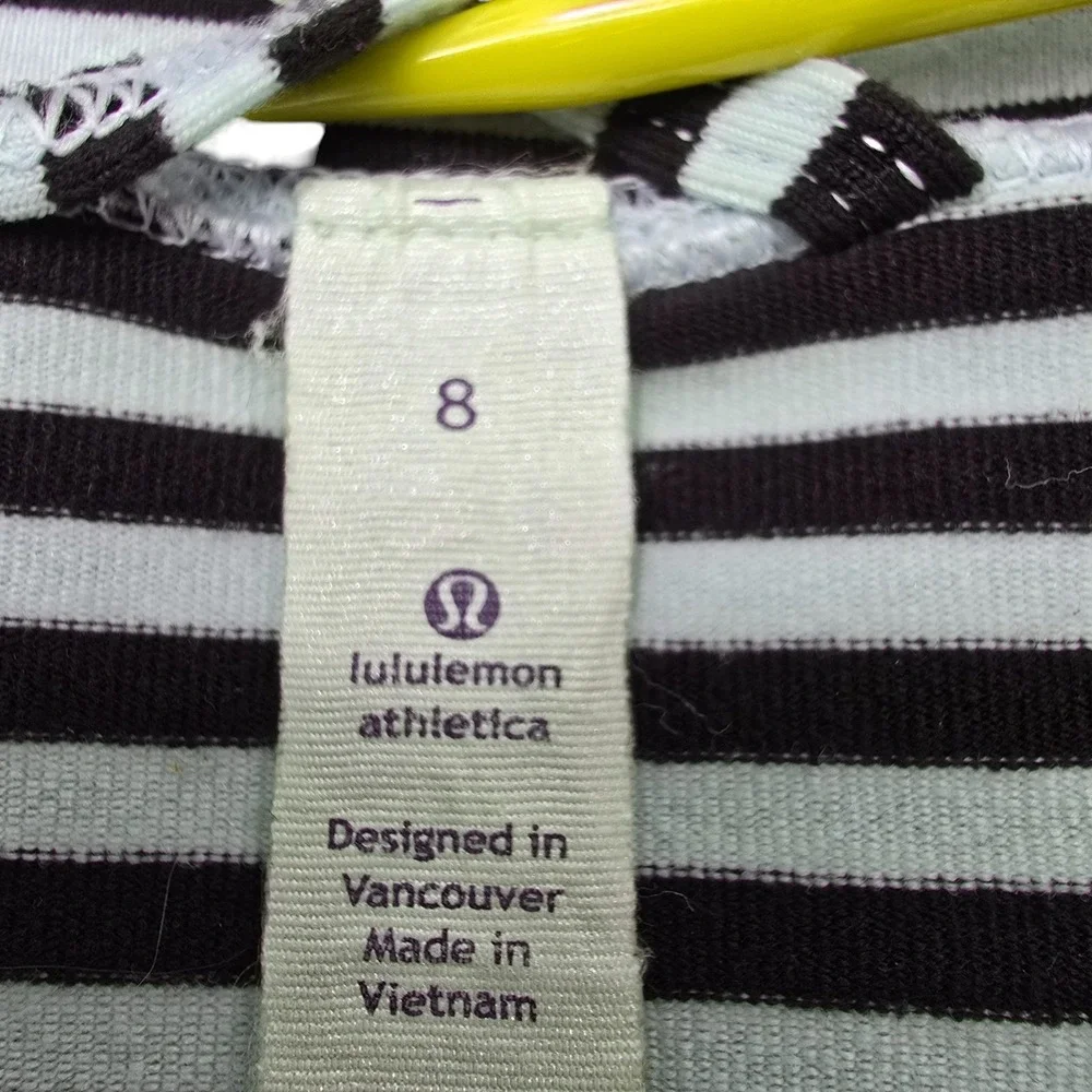 Lululemon Striped Full Zip Track Jacket Mint Green Black Womens‎ 8 Mock Neck